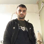  ,   Simon, 29 ,   ,   