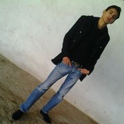  ,   Fariz, 32 ,   