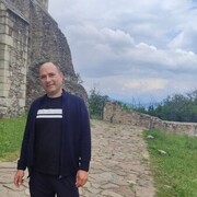  --,  Sasa, 44