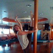 �-��������!