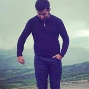  ,   Davit, 32 ,   ,   