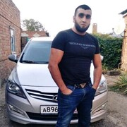  ,   Roland, 36 ,   ,   
