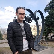  ,  Artem, 33
