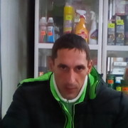  ,   Tolik, 44 ,   
