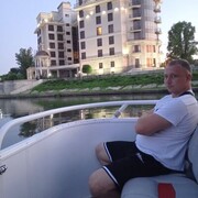  ,   Alexander, 32 ,   ,   