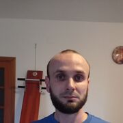  ,   Mario, 41 ,   ,   