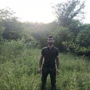  ,  Xidir, 32