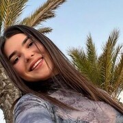  ,  Ylia, 25
