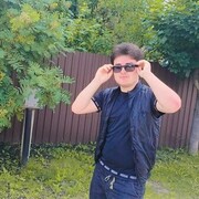  ,  Hakimbek, 18