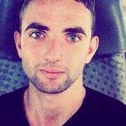  ,  Nika, 28
