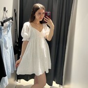  ,   Yana, 22 ,     , c 