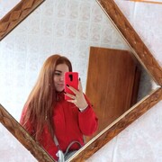  ,  Ekaterina, 22