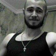  ,  Fixer, 23