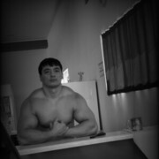  ,   Farhod, 33 ,   