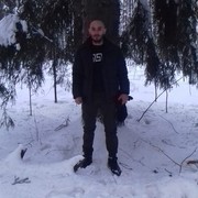  -,   Edgar, 40 ,   ,   , c 