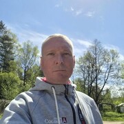  ,   Deniss, 42 ,   ,   