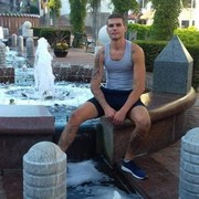  ,  Andrej, 39