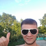  ,  Alexandr, 32