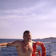  ,   Leonid, 39 ,   