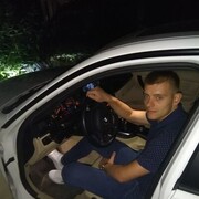  ,  Dima, 31