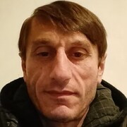  ,  Niko, 46