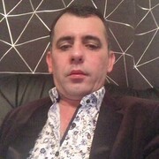  ,   Raad, 44 ,   ,   