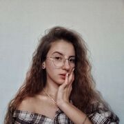  ,  Sonya, 23
