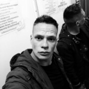  ,   Mark, 32 ,   ,   , c , 
