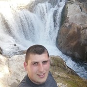  ,  Sergi, 31