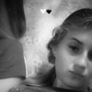 ,  Beronika, 23