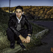  ,   Gio, 32 ,   