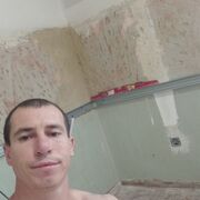  ,  Oleg, 39