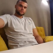  ,   Toni, 33 ,   ,   