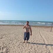  ,   Seymur, 40 ,   ,   