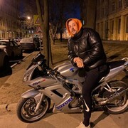  -,   Murka, 30 ,  
