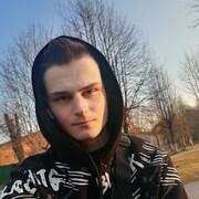  ,  Alex, 24