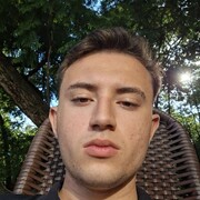  --,  Alexandre, 20