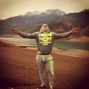  ,  Saymon, 33