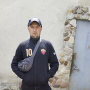 ,  Anton, 39