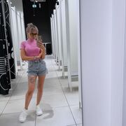  , 