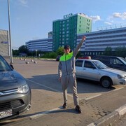  ,   Artem, 33 ,   