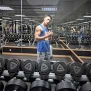  ,  Nazar, 24
