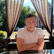  ,  Kolya, 29