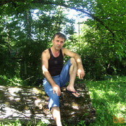  ,   Leon, 48 ,   