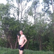  ,  Maluy, 33