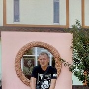  ,  Sergio, 44