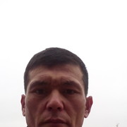  ,   Botir, 44 ,   