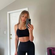  ,   Fiona, 24 ,   ,   