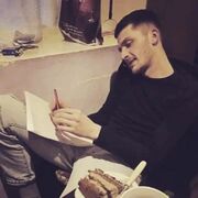  ,  Vako, 28