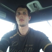  ,  Valera, 32